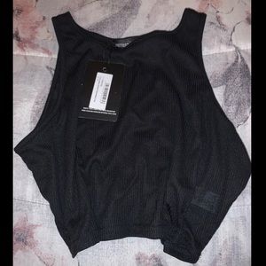 PLT Black shape ribbed sleeveless crop top